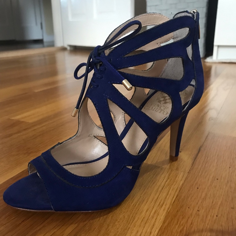 NEW Blue Vince Camuto Heels
